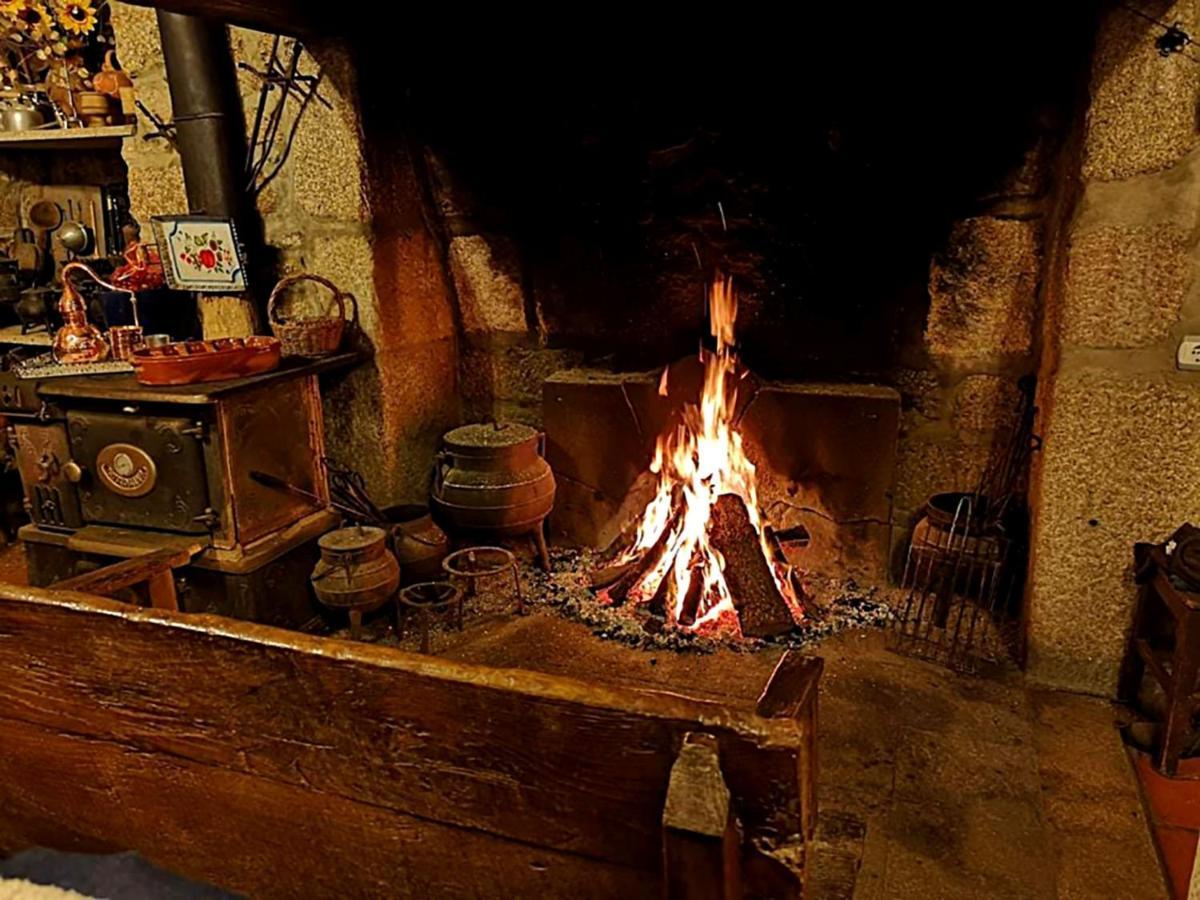 Solar Dos Carvalhos Bed & Breakfast Sernancelhe Bagian luar foto